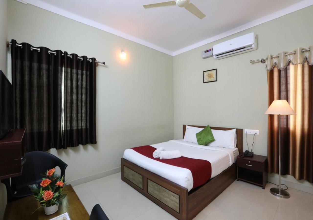 Hotel The Green Orchid Mysore Exterior photo