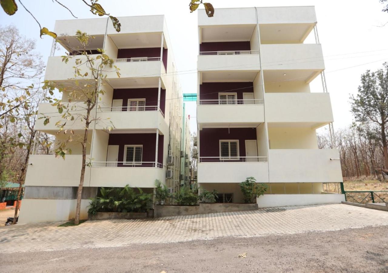 Hotel The Green Orchid Mysore Exterior photo